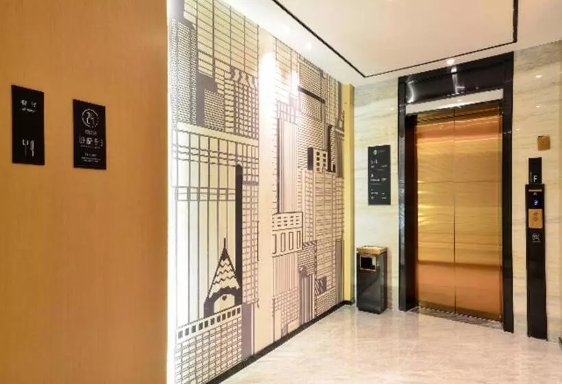 Hotelli City Comfort Inn Jingmen Shayang Hongsen New World