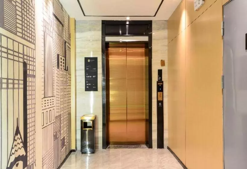 Hotelli City Comfort Inn Jingmen Shayang Hongsen New World