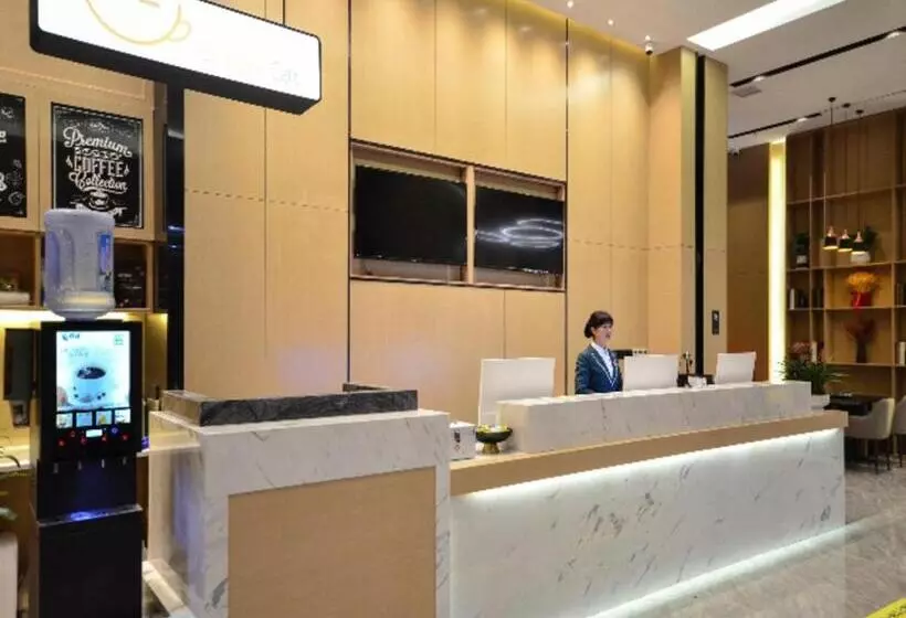 Hotelli City Comfort Inn Jingmen Shayang Hongsen New World