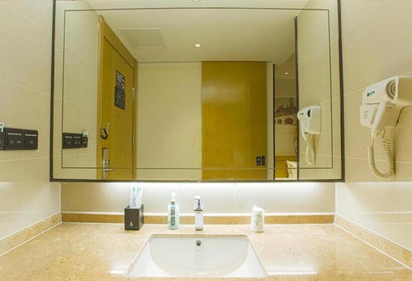 Отель City Comfort Inn Wuzhou Sun Plaza Wanda