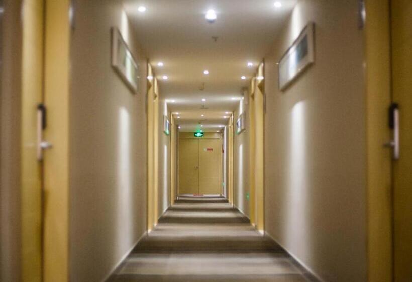 Hotel City Comfort Inn Yichang Wanda Plaza Yunhe Park