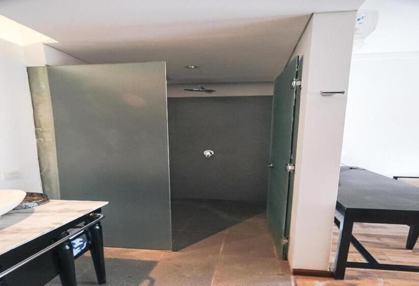 فندق De Camoes Villa