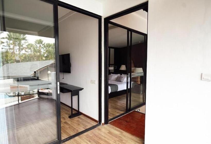 فندق De Camoes Villa