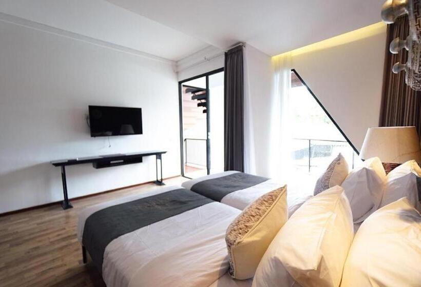 فندق De Camoes Villa