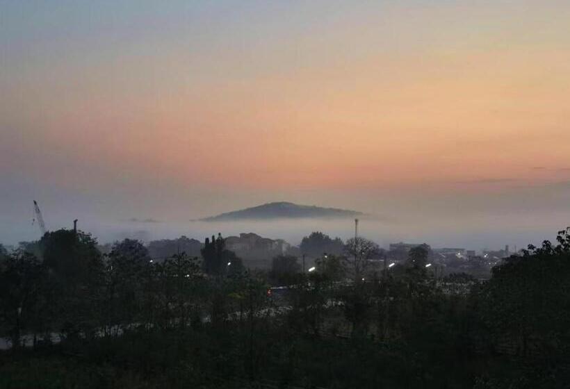 Hotel Full House Khao Yai