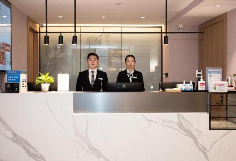 Hotel Green Tree Inn Chongqing Yubei District Huangnibang Light Railway Station