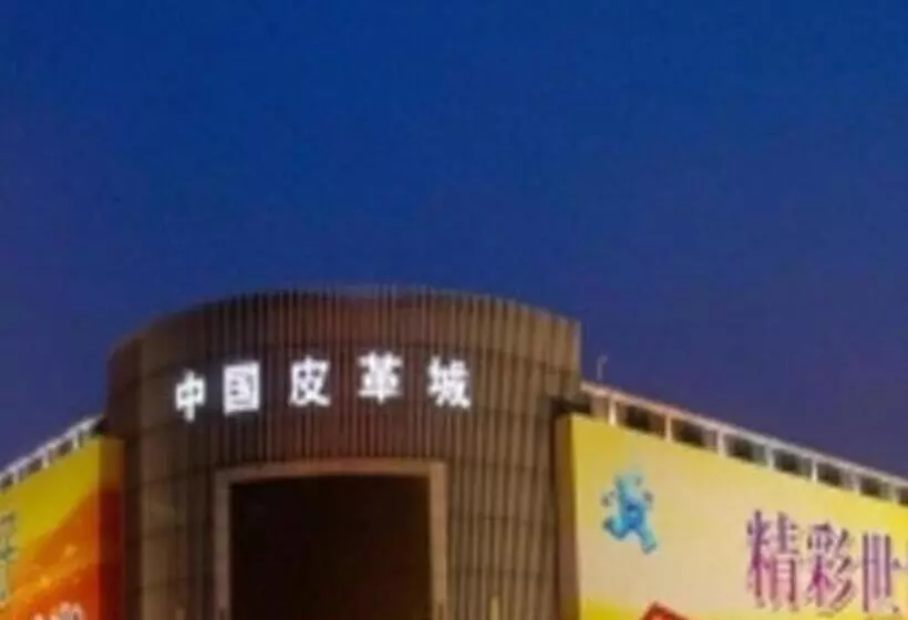 Hotelli Green Tree Inn Jiaxing Haining Leather City