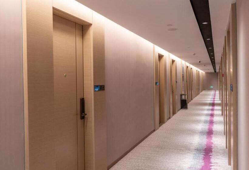 Lavande Hotel Chaozhou Fortune Center Lin Street