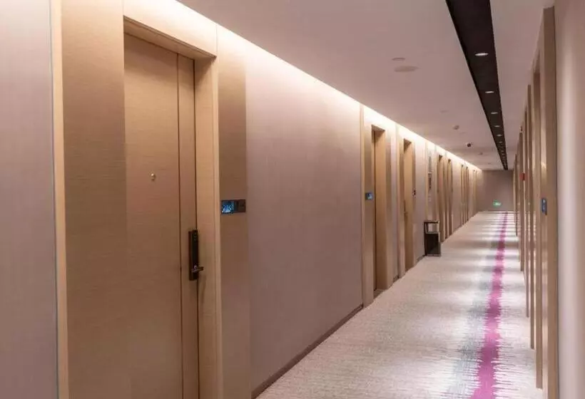 Lavande Hotel Chaozhou Fortune Center Lin Street