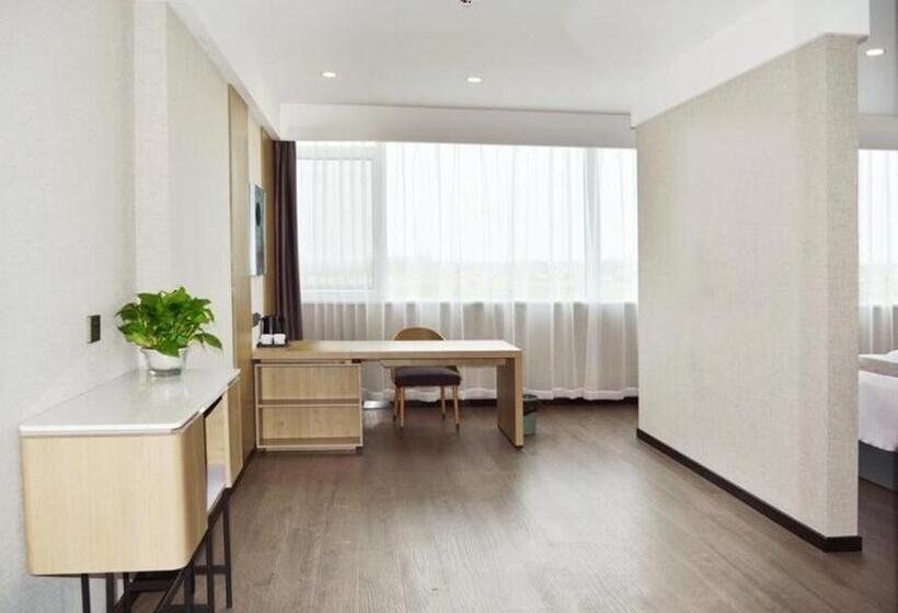 Thank Hotel Dezhou Linyi Yanlu International