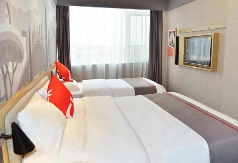 Thank Hotel Dezhou Linyi Yanlu International