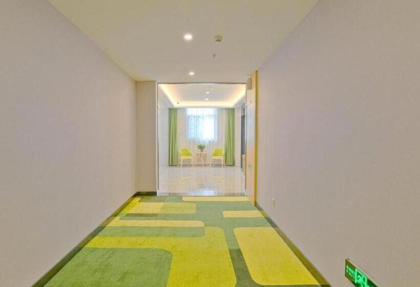 Vatica Hotel Hefei Yaohai Longgang Subway Station