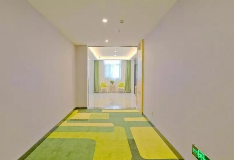 Vatica Hotel Hefei Yaohai Longgang Subway Station