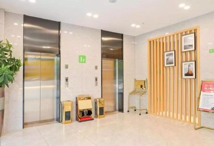 Vatica Hotel Hefei Yaohai Longgang Subway Station