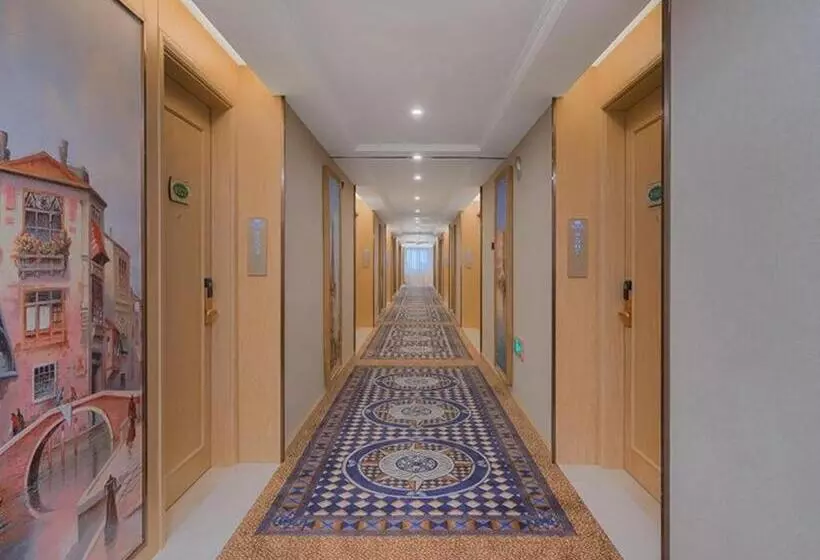 Vienna Hotel Anhui Huangshan Xi County Ancient Town Hetai International City