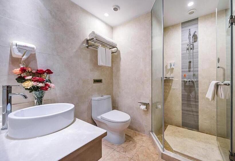 Vienna Hotel Jiangsu Suzhou Wujiang Bus Passenger Station