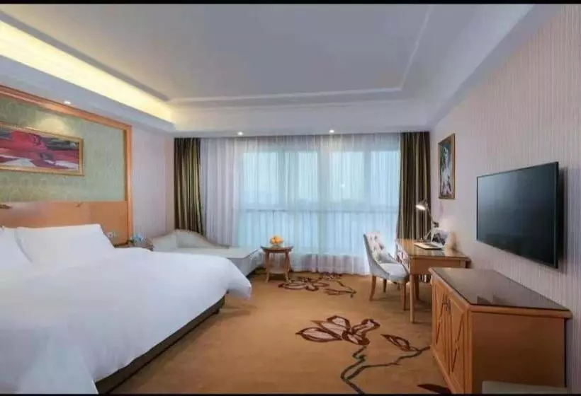 Vienna Hotel Nanchang New Grand Hongcheng Market Xianghu 1st Hospital