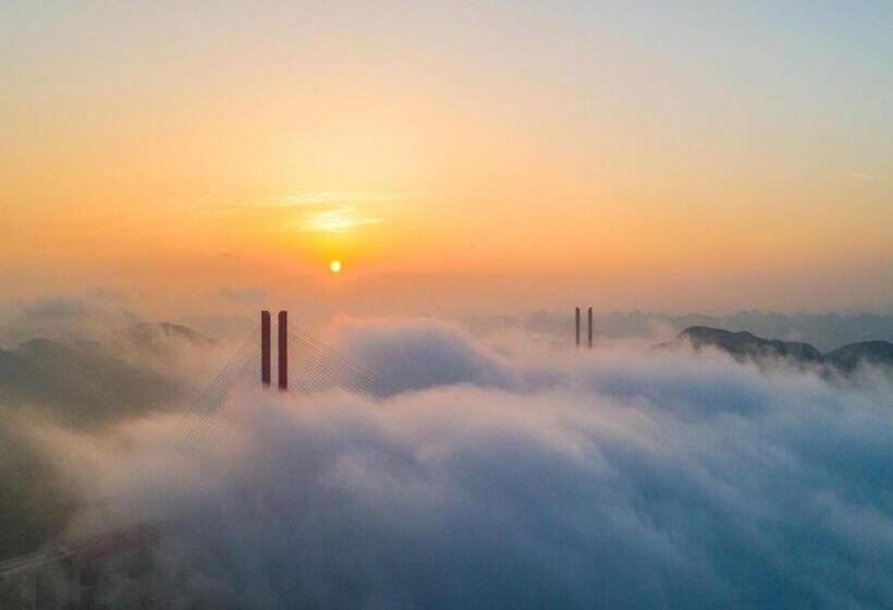 Chonpines Hotels·qianxi Shuixi