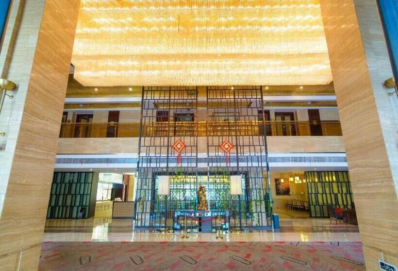 Chonpines Hotels·qianxi Shuixi