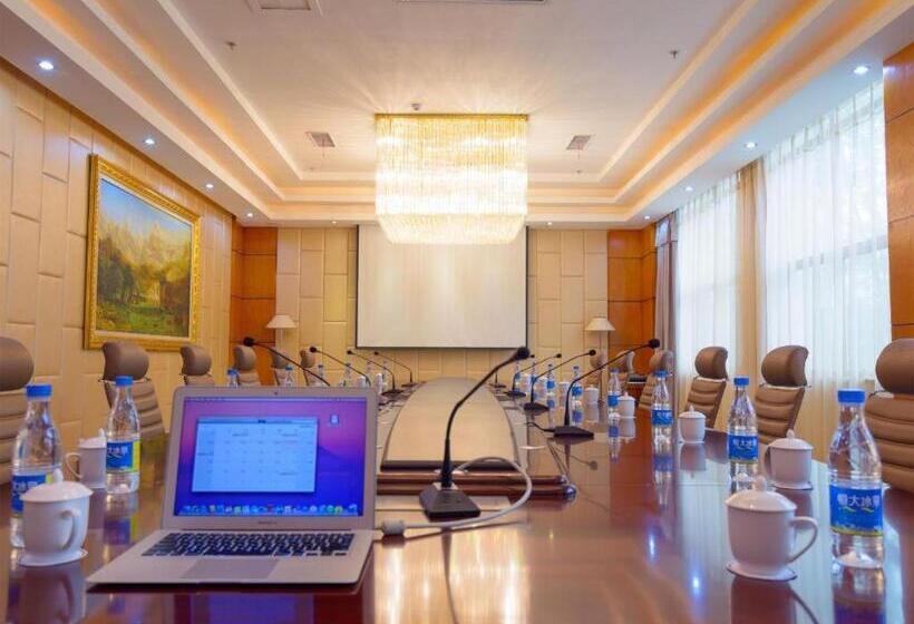 Chonpines Hotels·qianxi Shuixi