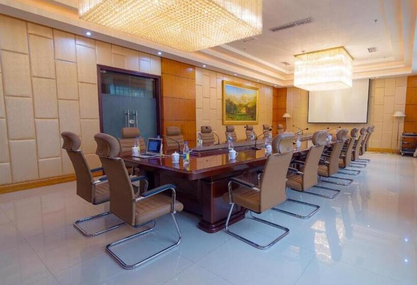 Chonpines Hotels·qianxi Shuixi