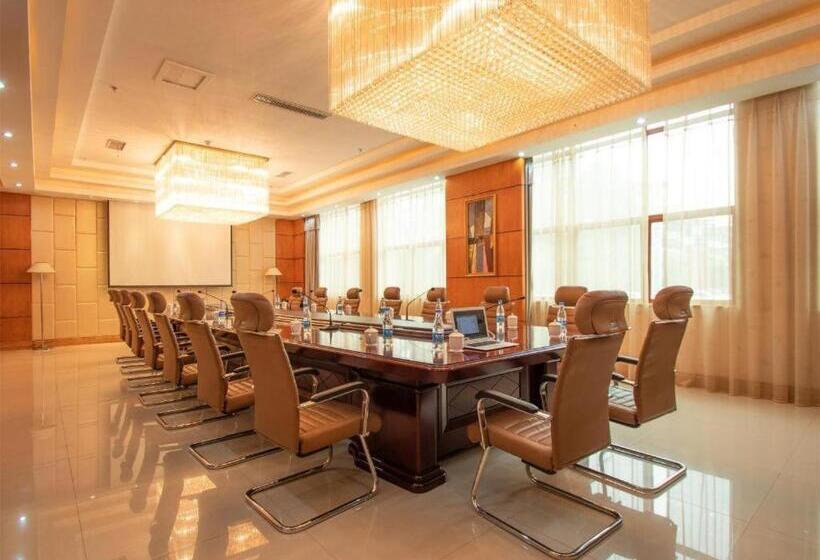 Chonpines Hotels·qianxi Shuixi