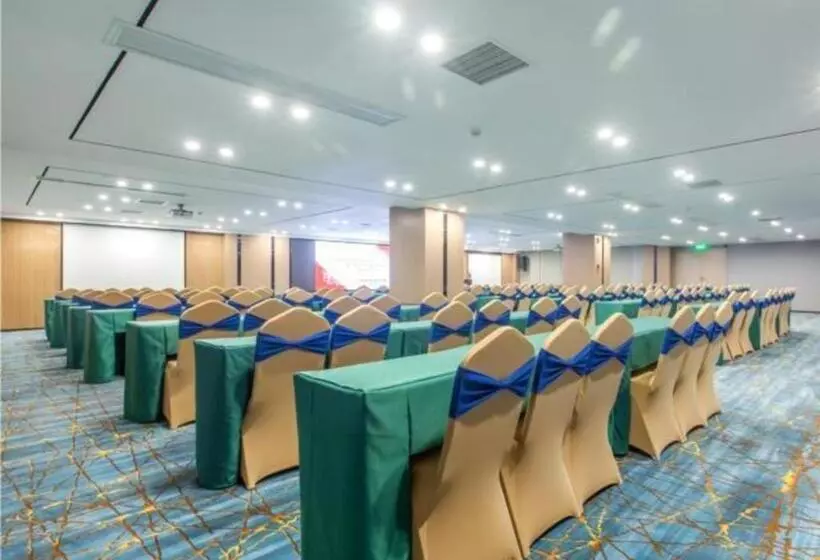 Echarm Hotel Wuhan Tianhe Airport Outlets