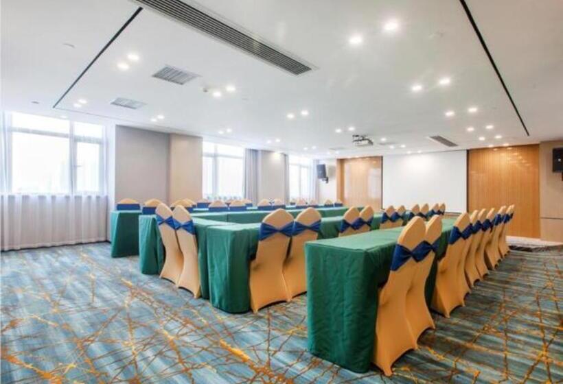 Echarm Hotel Wuhan Tianhe Airport Outlets