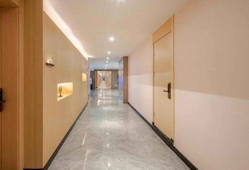 Gya Hotel Chengdu Global Center Jinchenghu Metro Station