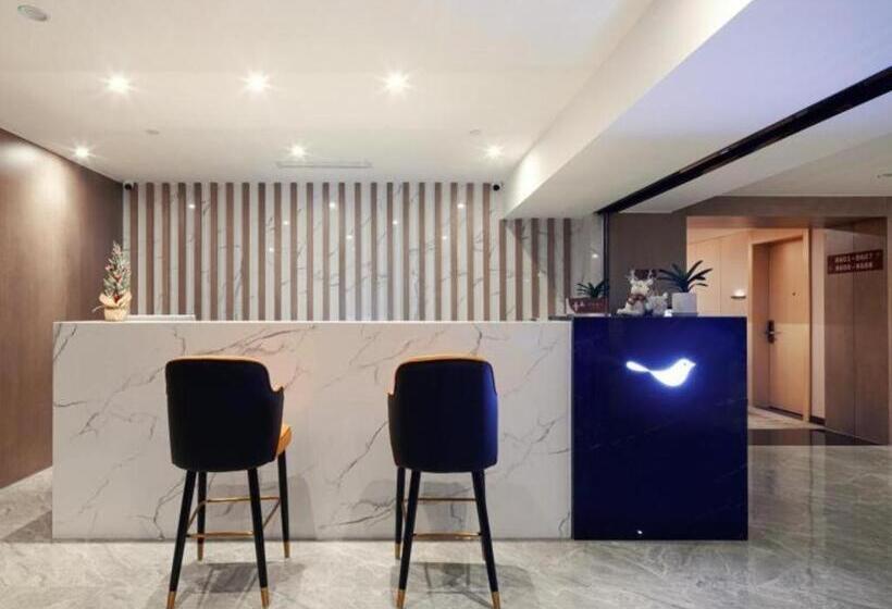 Gya Hotel Chengdu Global Center Jinchenghu Metro Station