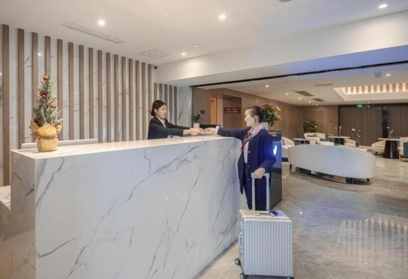 Gya Hotel Chengdu Global Center Jinchenghu Metro Station