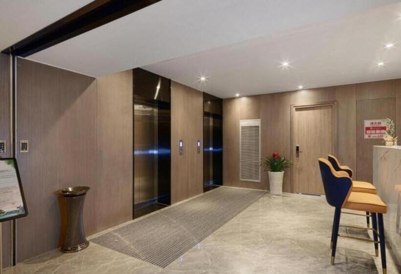 Gya Hotel Chengdu Global Center Jinchenghu Metro Station