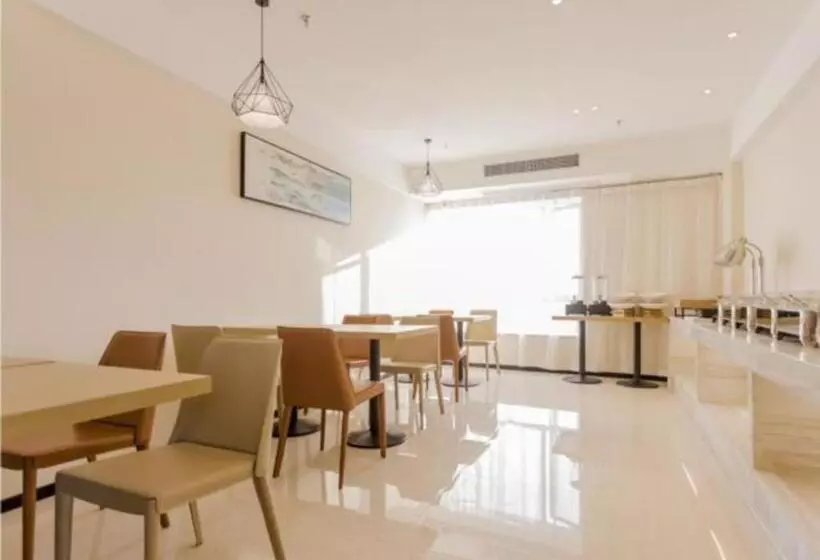 Hotelli City Comfort Inn Foshan Shishan Square