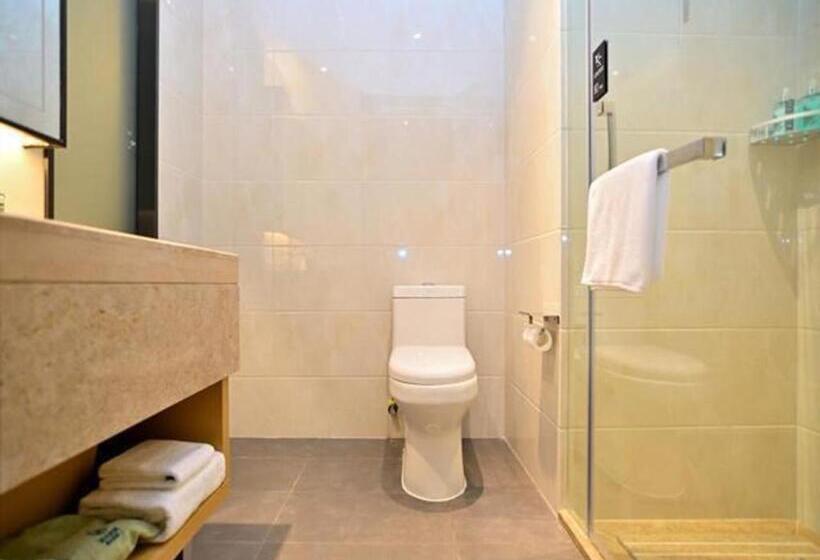 בית מלון כפרי City Comfort Inn Kunming High Speed Railway South Station Yongxin Harvard