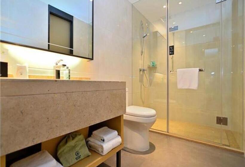 בית מלון כפרי City Comfort Inn Kunming High Speed Railway South Station Yongxin Harvard