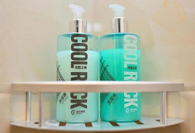 בית מלון כפרי City Comfort Inn Kunming High Speed Railway South Station Yongxin Harvard