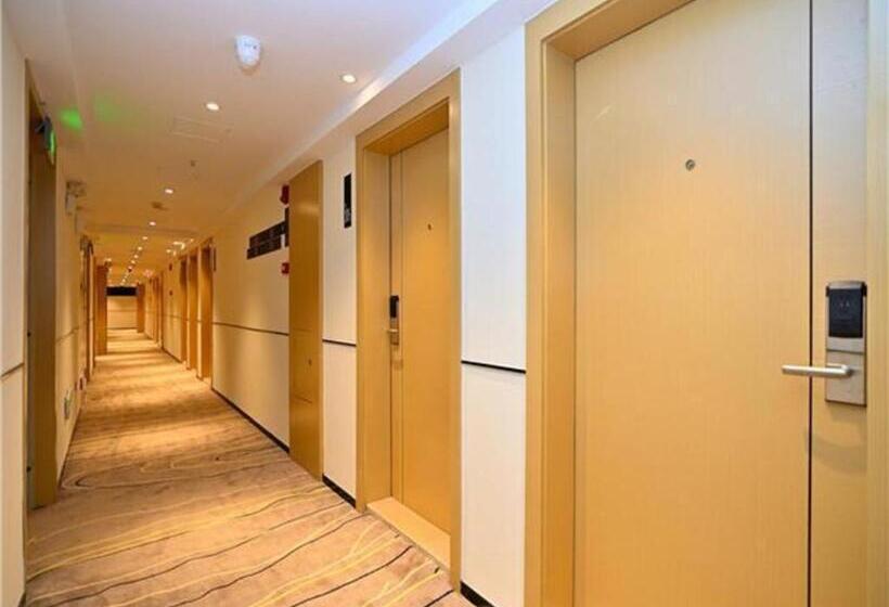 בית מלון כפרי City Comfort Inn Kunming High Speed Railway South Station Yongxin Harvard