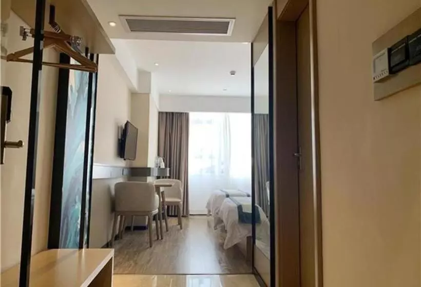 Hotelli City Comfort Inn Maoming Donghuicheng Cultural Plaza