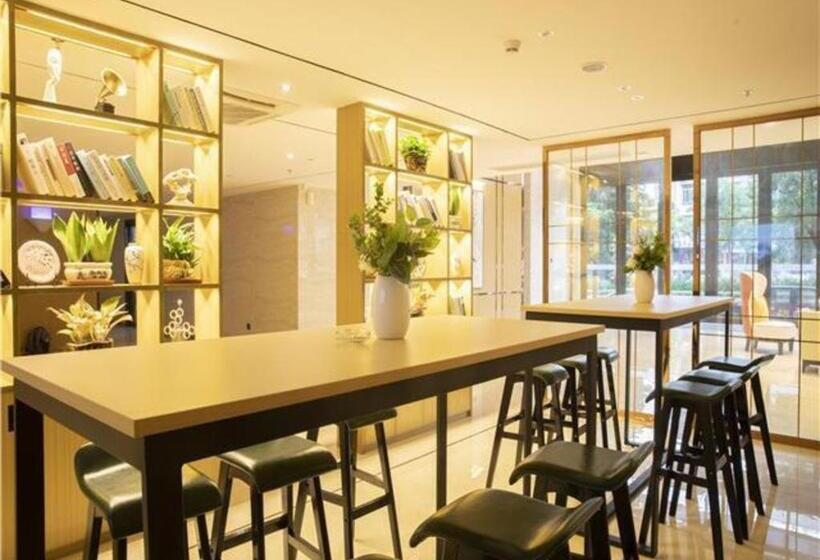 酒店 City Comfort Inn Maoming Xinyi Donghuicheng