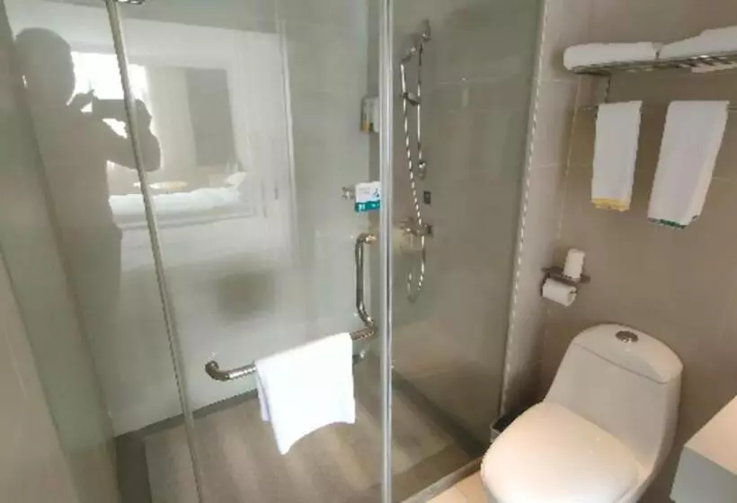 Hotelli City Comfort Inn Shenzhen International Exhibition Center Tangwei Metro Station