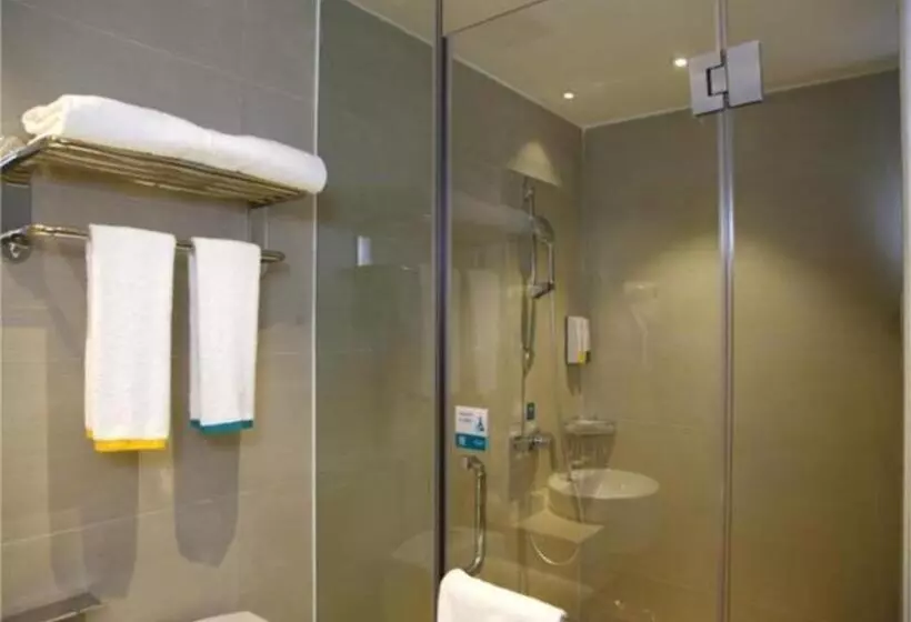 Hotelli City Comfort Inn Shenzhen International Exhibition Center Tangwei Metro Station