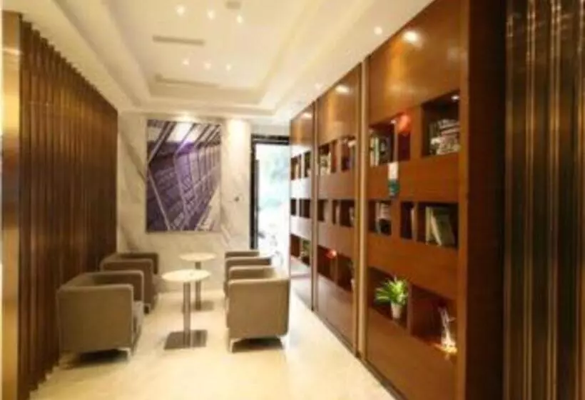 Hotelli City Comfort Inn Shenzhen International Exhibition Center Tangwei Metro Station