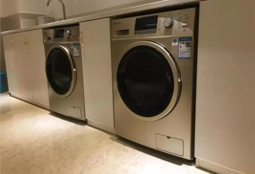 ホテル City Comfort Inn Wuzhou High Speed Railway Station Canghai Lake Park