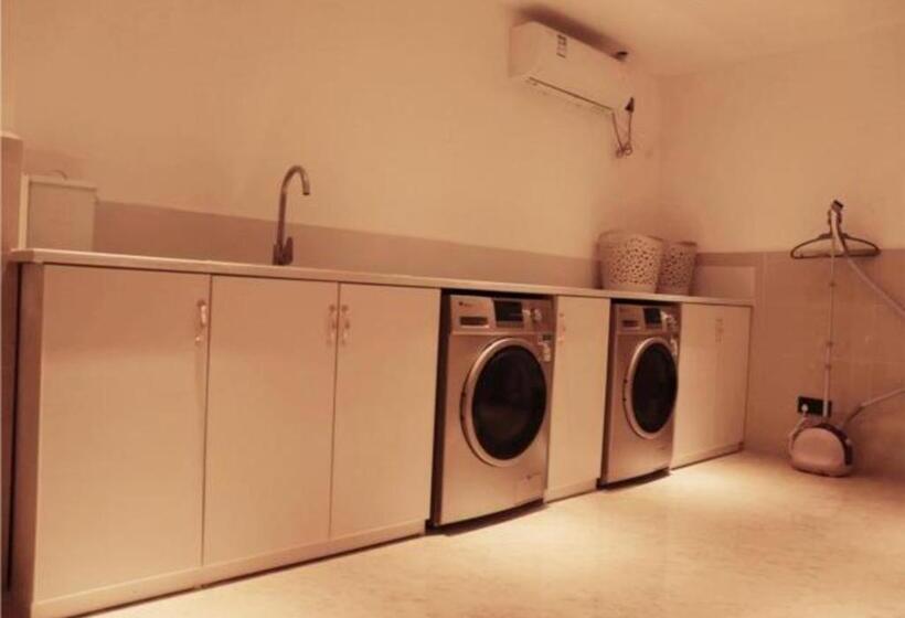 Hotel City Comfort Inn Wuzhou High Speed Railway Station Canghai Lake Park