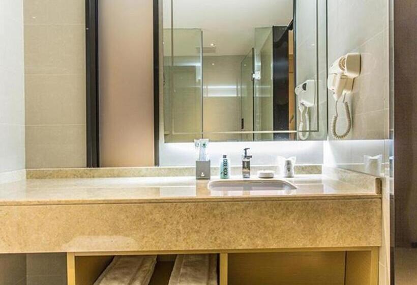 Hotel City Comfort Inn Wuzhou High Speed Railway Station Canghai Lake Park