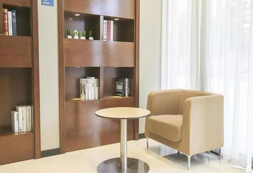 Hotelli City Comfort Inn Wuzhou Mengshan Yong An Acient City