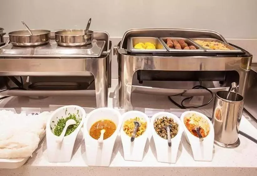 Hotelli City Comfort Inn Wuzhou Mengshan Yong An Acient City