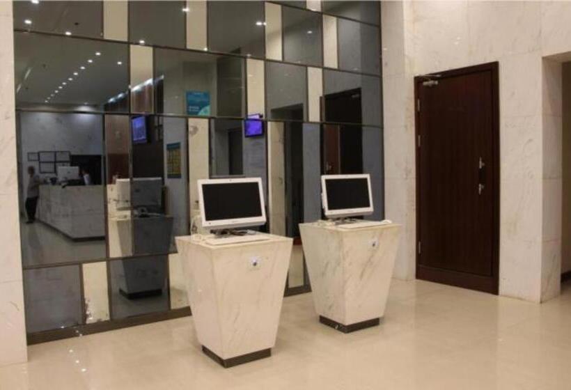 Отель City Comfort Inn Wuzhou South High Speed Railway Station