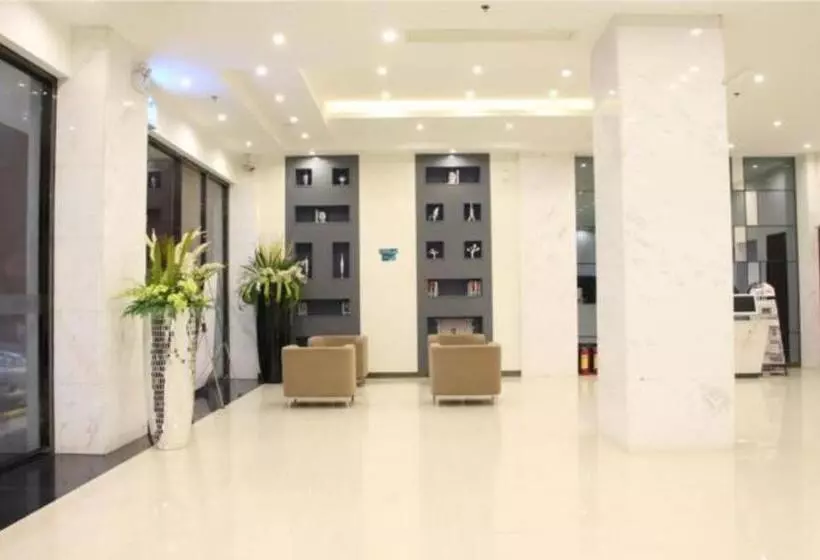 ホテル City Comfort Inn Wuzhou South High Speed Railway Station