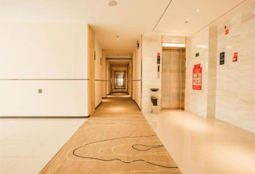 בית מלון כפרי City Comfort Inn Zhangjiakou Municipal Government High Speed Railway Station North Institute